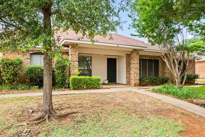 2911 Post Oak Drive, Euless, TX 76039 - Photo 1