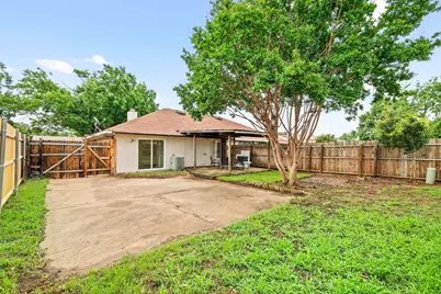 2911 Post Oak Drive, Euless, TX 76039 - Photo 26
