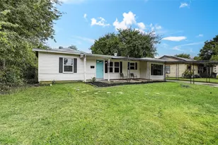 802 E Dallas St, Mansfield, TX 76063 - Photo 1