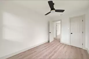 6729 Wallis Rd, Lake Worth, TX 76135 - Photo 28