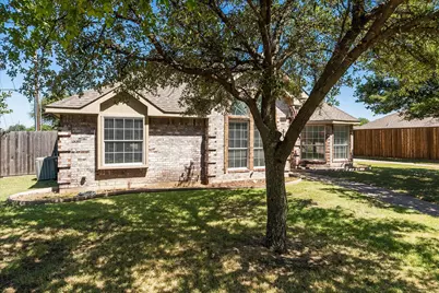 3401 Locust Street, Rowlett, TX 75089 - Photo 4