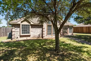 3401 Locust St, Rowlett, TX 75089 - Photo 4