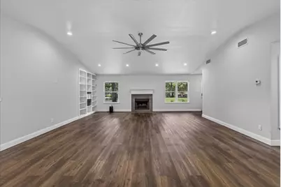 127 Pinnacle Club Drive, Mabank, TX 75156 - Photo 6