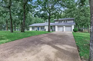 127 Pinnacle Club Dr, Mabank, TX 75156 - Photo 1