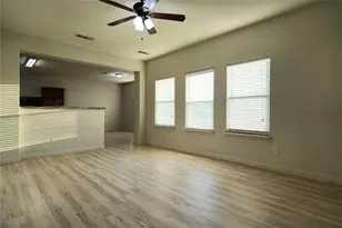 344 Magnolia Dr, Princeton, TX 75407 - Photo 2