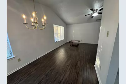500 Island Court, Irving, TX 75060 - Photo 2