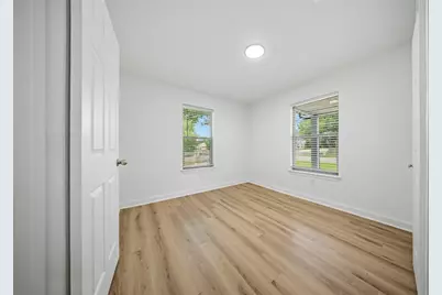 500 S 4th Street, Bonham, TX 75418 - Photo 4
