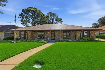 2509 Radcliffe Drive, Arlington, TX 76012 - Photo 1