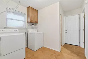 2509 Radcliffe Dr, Arlington, TX 76012 - Photo 22
