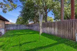 2509 Radcliffe Dr, Arlington, TX 76012 - Photo 34