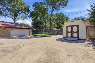 2509 Radcliffe Dr, Arlington, TX 76012 - Photo 30