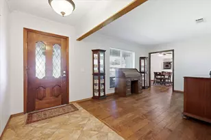 2509 Radcliffe Dr, Arlington, TX 76012 - Photo 4