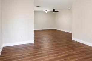1321 Palisades Dr, Lewisville, TX 75067 - Photo 6
