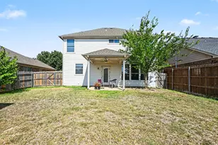 10800 Emerald Park Ln, Fort Worth, TX 76052 - Photo 26