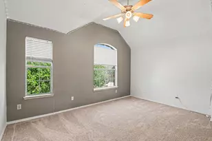 10800 Emerald Park Ln, Fort Worth, TX 76052 - Photo 20