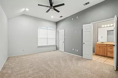 10800 Emerald Park Lane, Fort Worth, TX 76052 - Photo 14