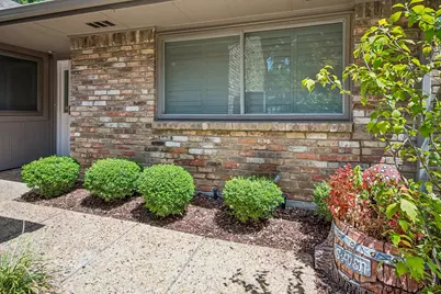 9629 Highland View Drive, Dallas, TX 75238 - Photo 2