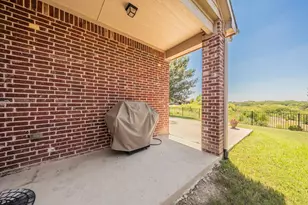 15505 Bluffdale Dr, Fort Worth, TX 76262 - Photo 36