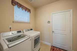 15505 Bluffdale Dr, Fort Worth, TX 76262 - Photo 16