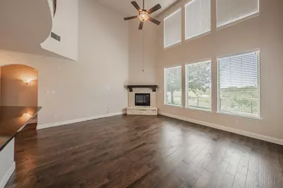 15505 Bluffdale Drive, Fort Worth, TX 76262 - Photo 8