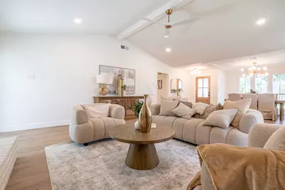 2513 Incline Drive, Carrollton, TX 75006 - Photo 12