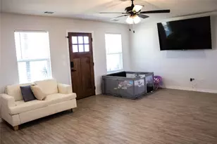 6043 Piper Anne St, Azle, TX 76020 - Photo 12