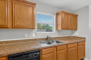 606 E College St, Princeton, TX 75407 - Photo 10
