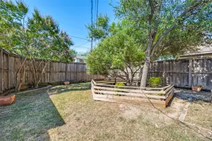 9140 Sweetwater Dr, Dallas, TX 75228 - Photo 26