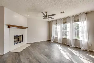 2521 Buffalo Run, Burleson, TX 76028 - Photo 8