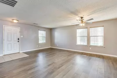 2521 Buffalo Run, Burleson, TX 76028 - Photo 4