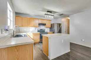 2521 Buffalo Run, Burleson, TX 76028 - Photo 14