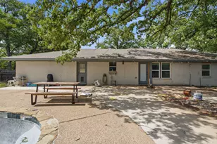 128 Redbird Ln N, Azle, TX 76020 - Photo 22