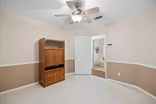 417 Sky Harbour Ct, Granbury, TX 76049 - Photo 22