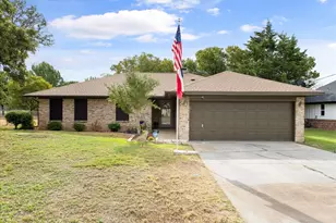 417 Sky Harbour Ct, Granbury, TX 76049 - Photo 1