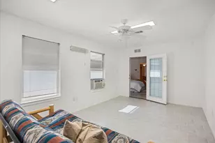 417 Sky Harbour Ct, Granbury, TX 76049 - Photo 16
