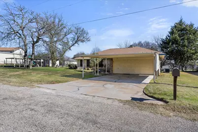 417 Sky Harbour Court, Granbury, TX 76049 - Photo 24