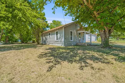 490 S First Avenue, Stephenville, TX 76401 - Photo 2