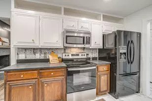 6824 Ridgewood Dr, North Richland Hills, TX 76182 - Photo 18