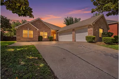 2813 Bradford Oaks Drive, McKinney, TX 75071 - Photo 2