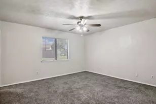 10217 Ironwood Ln, Dallas, TX 75249 - Photo 18