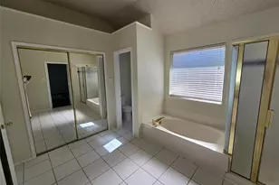 401 Bent Creek Dr, Garland, TX 75040 - Photo 10