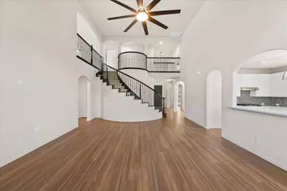 2824 Pino, Grand Prairie, TX 75054 - Photo 6