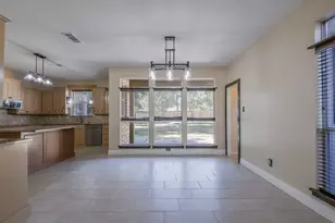 102 Tiffany Tr, Weatherford, TX 76086 - Photo 10
