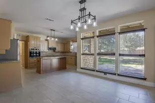 102 Tiffany Tr, Weatherford, TX 76086 - Photo 12