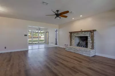 102 Tiffany Trail, Weatherford, TX 76086 - Photo 6