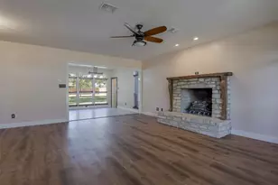 102 Tiffany Tr, Weatherford, TX 76086 - Photo 6