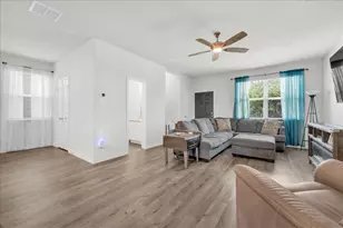 5645 Willamette Dr, Fort Worth, TX 76119 - Photo 4