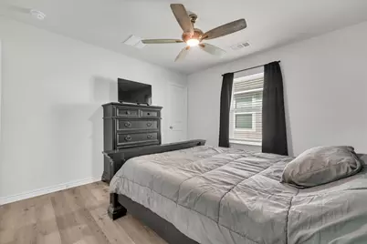 5645 Willamette Drive, Fort Worth, TX 76119 - Photo 18