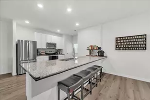 5645 Willamette Dr, Fort Worth, TX 76119 - Photo 12
