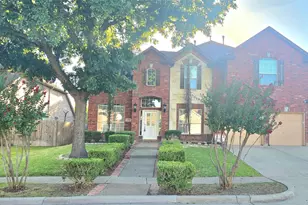 3455 Daisy Ln, Grand Prairie, TX 75052 - Photo 2